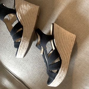 Micheal Kors wedges !